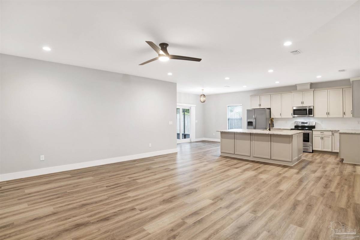 Apartment for rent at 4320 Quiet Court, Gulf Breeze, FL 32563