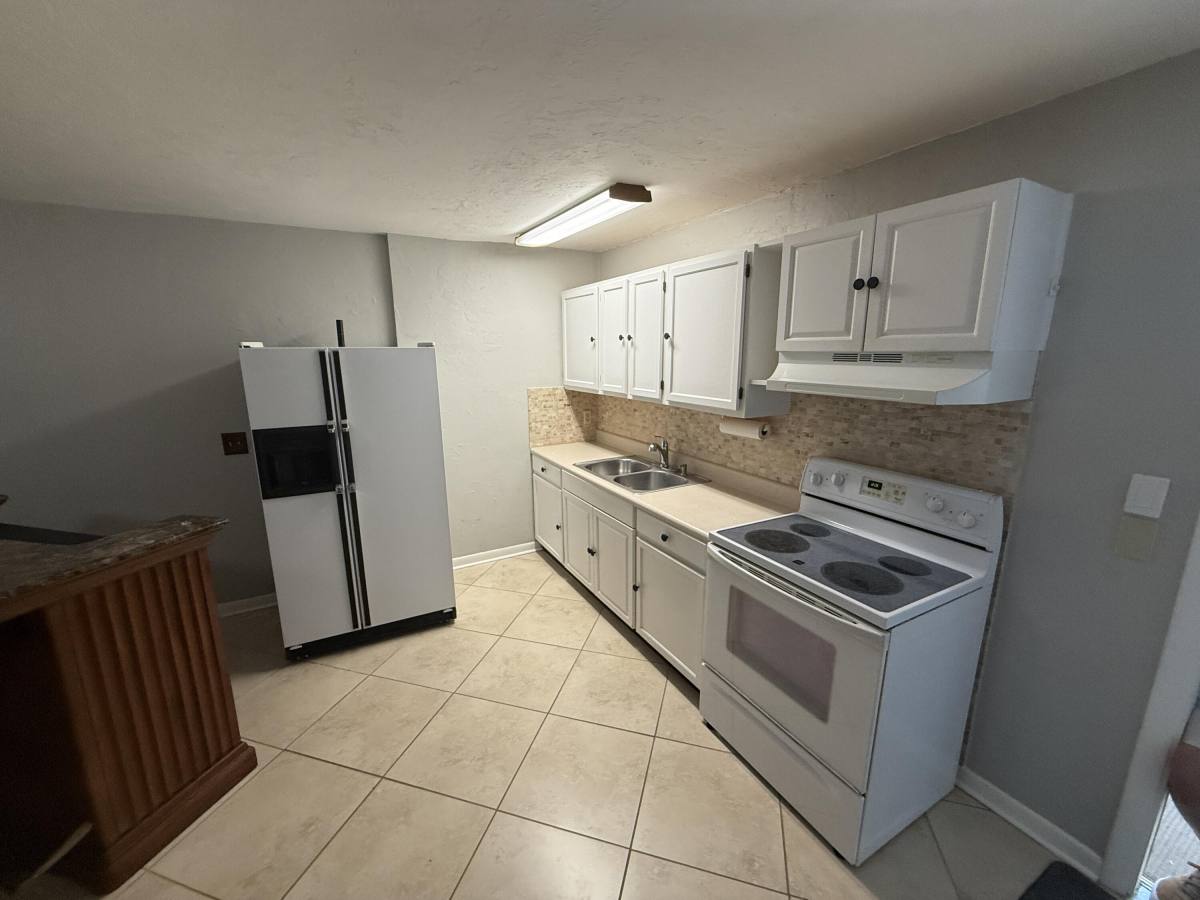 Apartment for rent at 125 Mayfield Rd #125B, Lake Worth, FL 33462