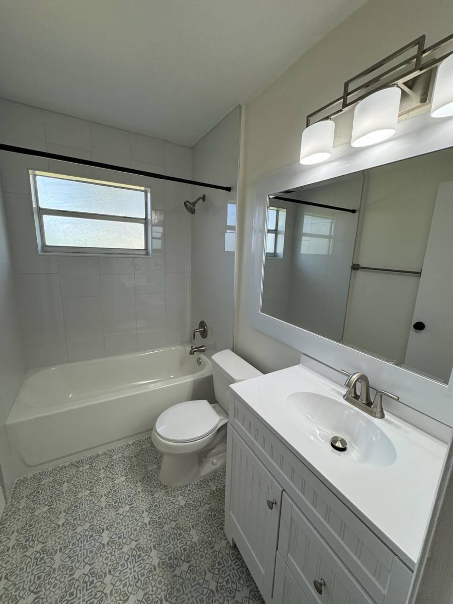Apartment for rent at 625 Oak St #625D, Boynton Beach, FL 33435