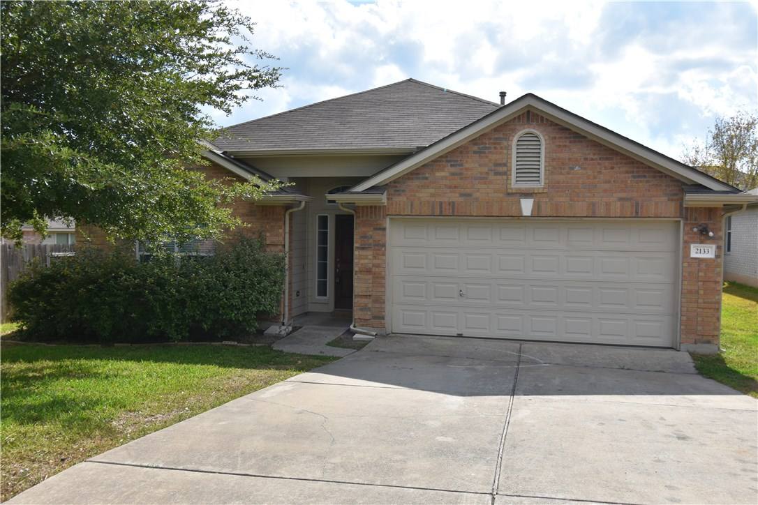Apartment for rent at 2133 Oltons Bluff Dr, Austin, TX 78754