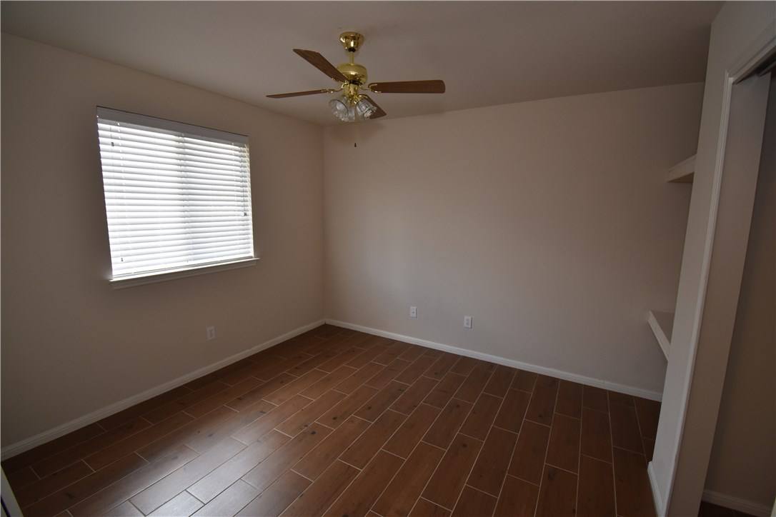 Apartment for rent at 2133 Oltons Bluff Dr, Austin, TX 78754