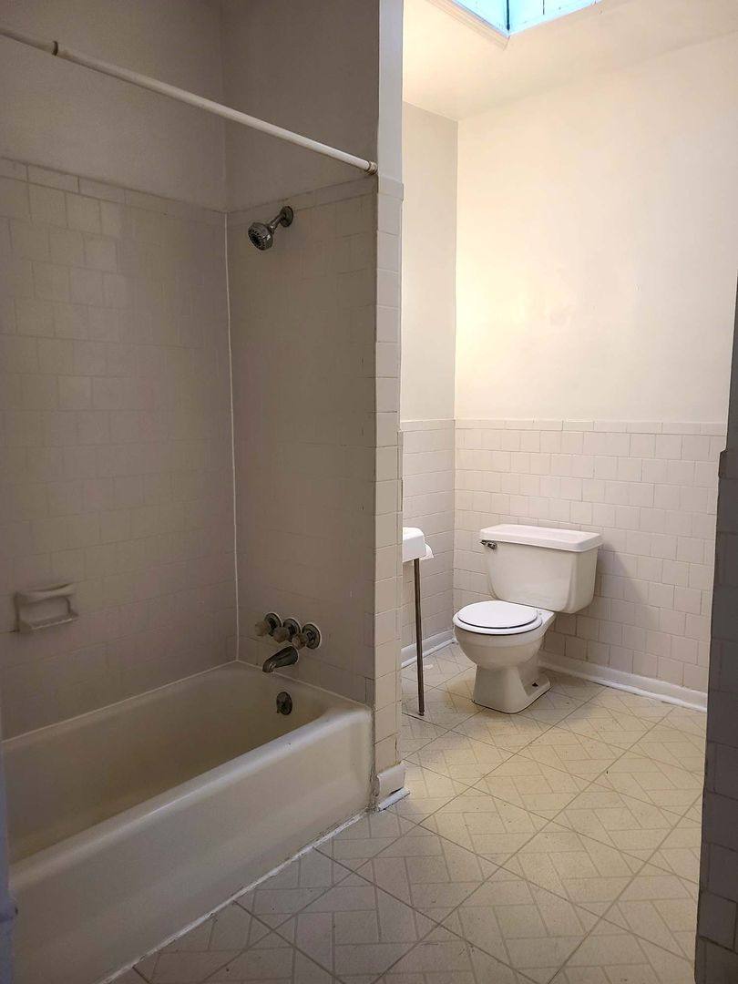 Apartment for rent at 2806 St Paul, Baltimore, MD 21218