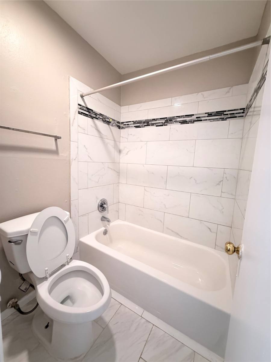 Townhouse for rent at 12847 Briarwest Circle, Houston, TX 77077