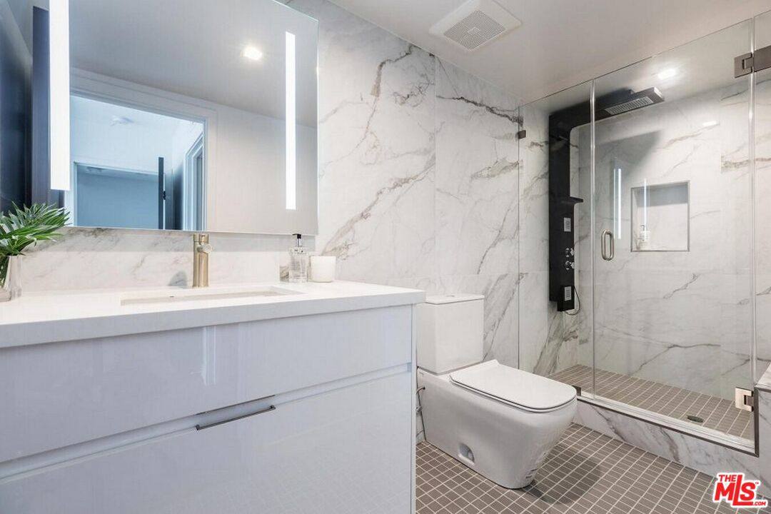 Apartment for rent at 1425 N Crescent Heights Blvd #101, Los Angeles, CA 90046