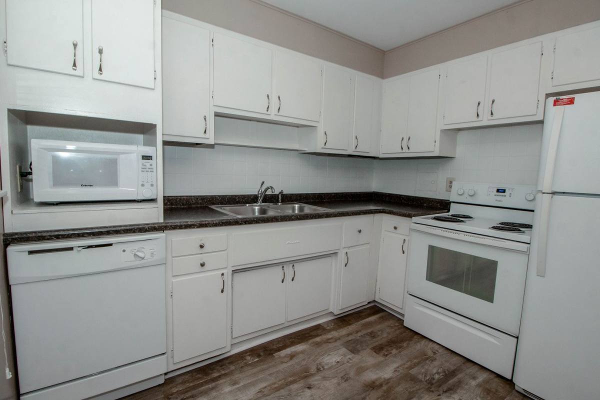 Townhouse for rent at 201 Davis Ave, Bloomington, IL 61701