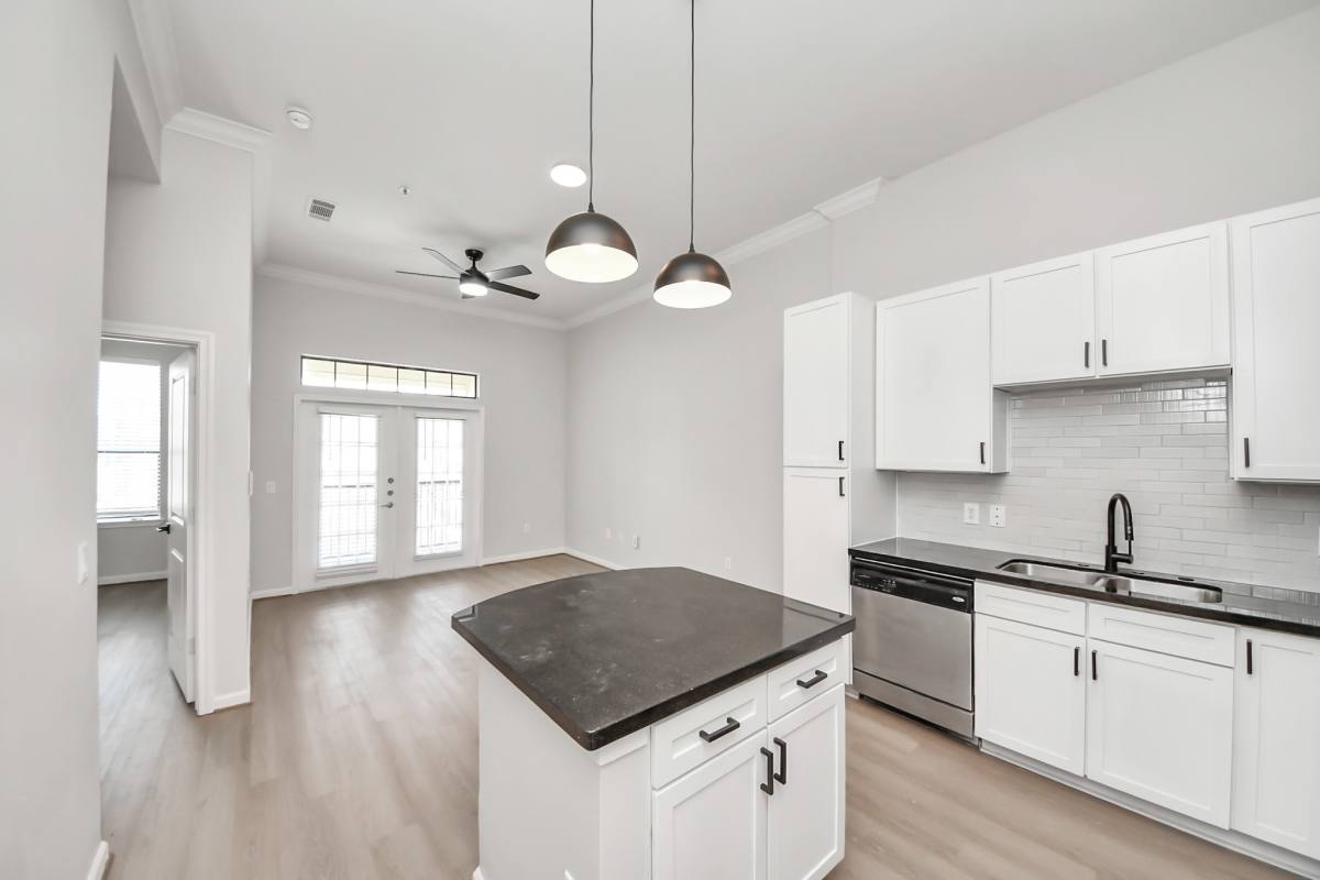 Apartment for rent at 6363 San Felipe St #203, Houston, TX 77057