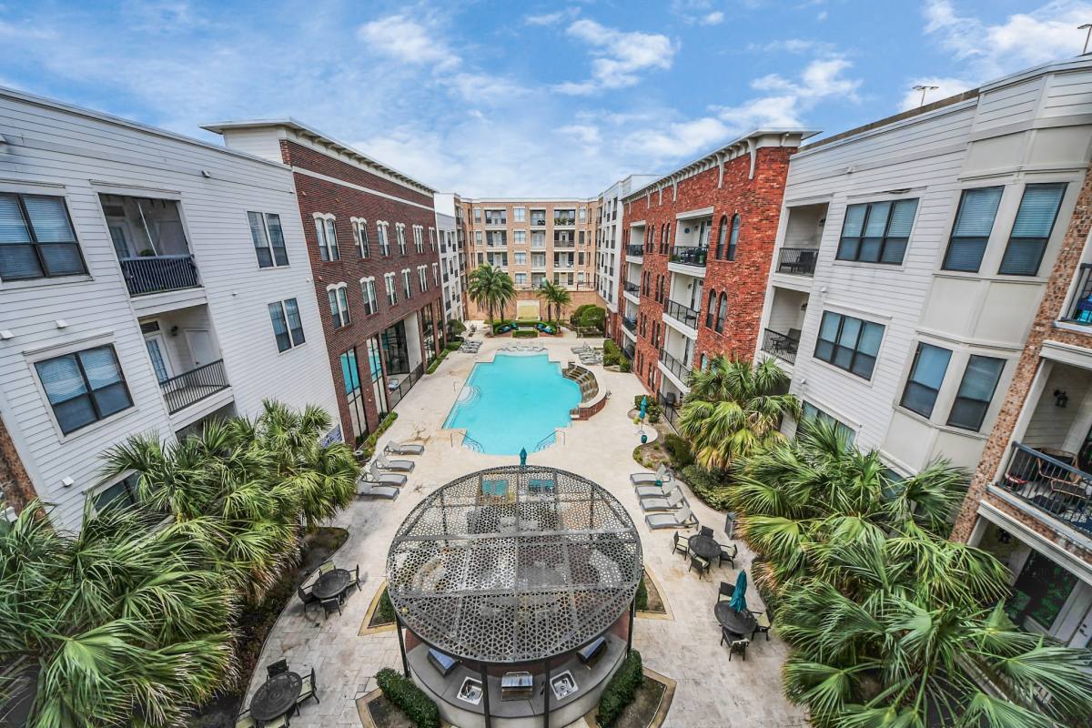 Apartment for rent at 6363 San Felipe St #203, Houston, TX 77057