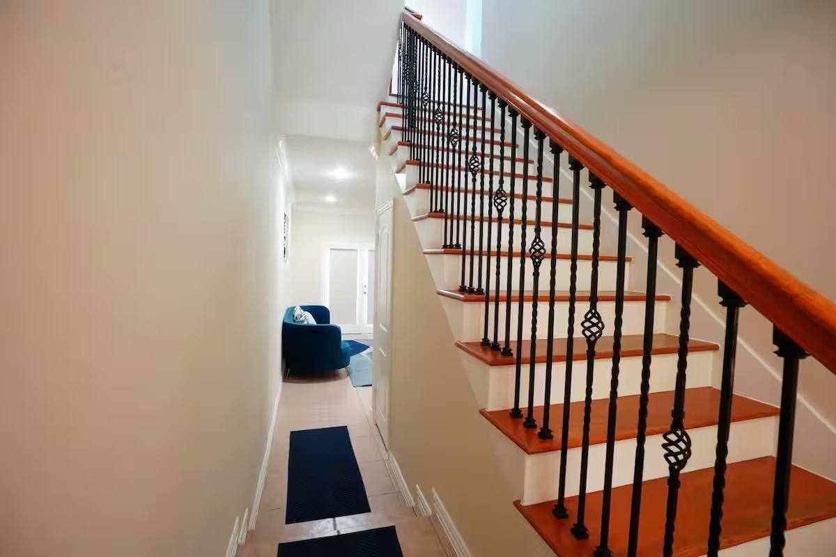 Apartment for rent at 5625 Dolores St #5625B, Houston, TX 77057
