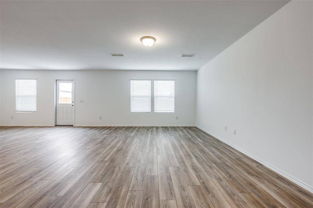 Apartment for rent at 858 Breakwater Dr #858, Princeton, TX 75407