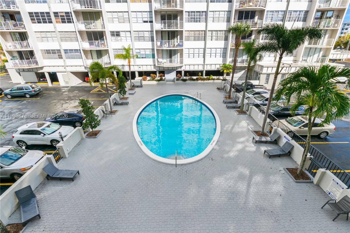 Apartment for rent at 16710 NE 9th Ave #307, Miami, FL 33162