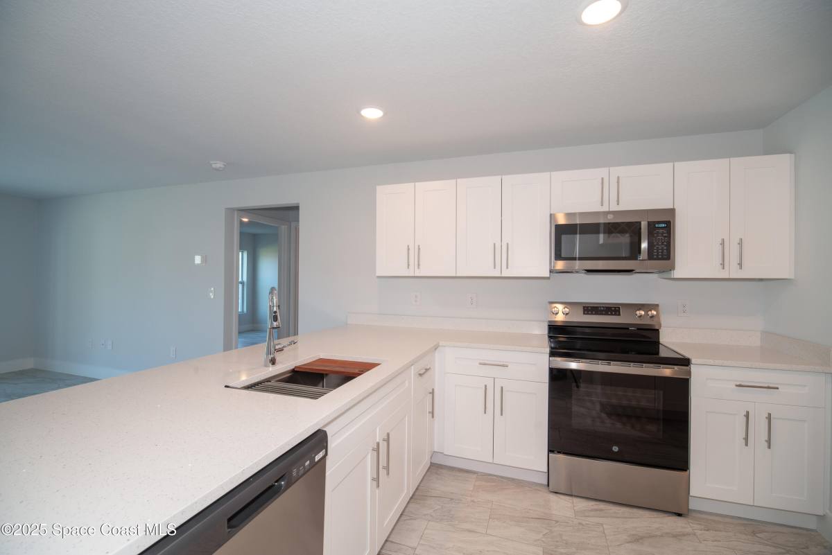 Apartment for rent at 1241 Platt Ave SW, Palm Bay, FL 32908