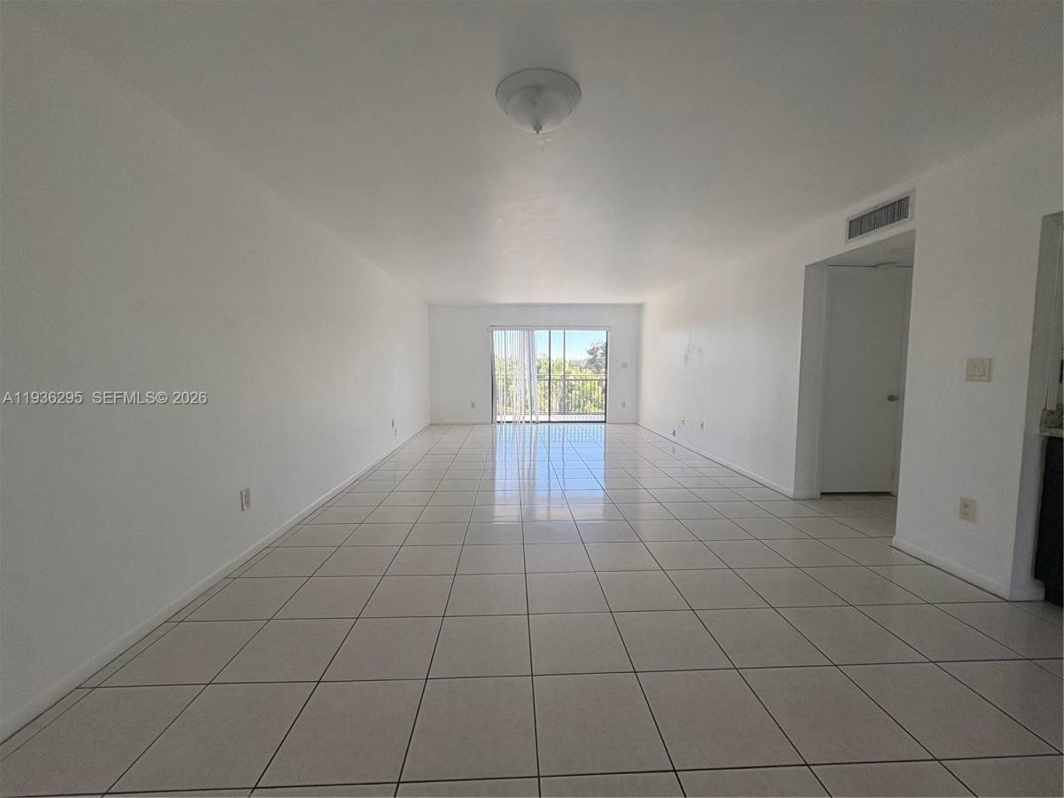 Apartment for rent at 16171 Blatt Blvd #408, Fort Lauderdale, FL 33326