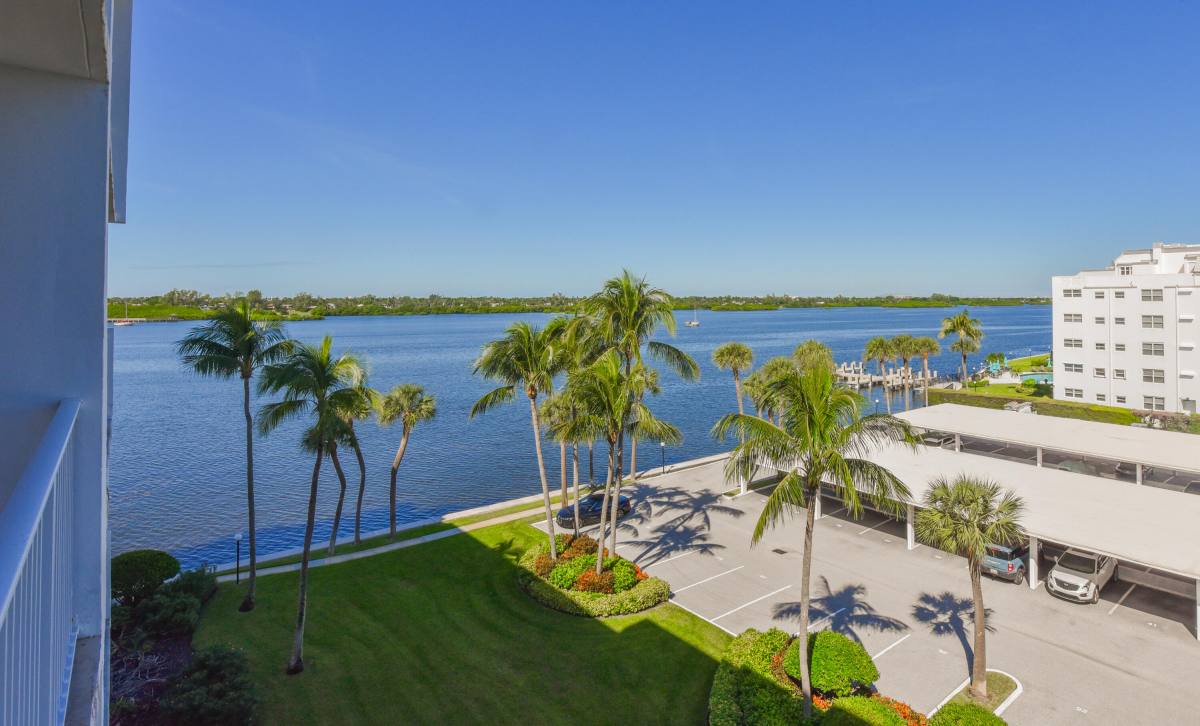 Condo for rent at 2860 S Ocean Blvd #504, Palm Beach, FL 33480