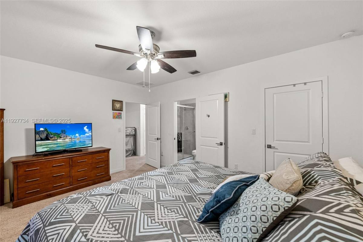 Apartment for rent at 525 NE 6th Place #525, Homestead, FL 33034