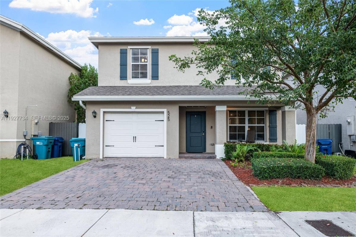 Apartment for rent at 525 NE 6th Place #525, Homestead, FL 33034