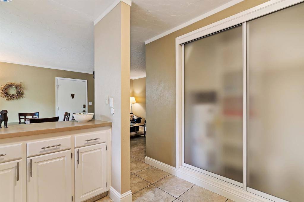 Apartment for rent at 385 Camelback Rd #385, Pleasant Hill, CA 94523