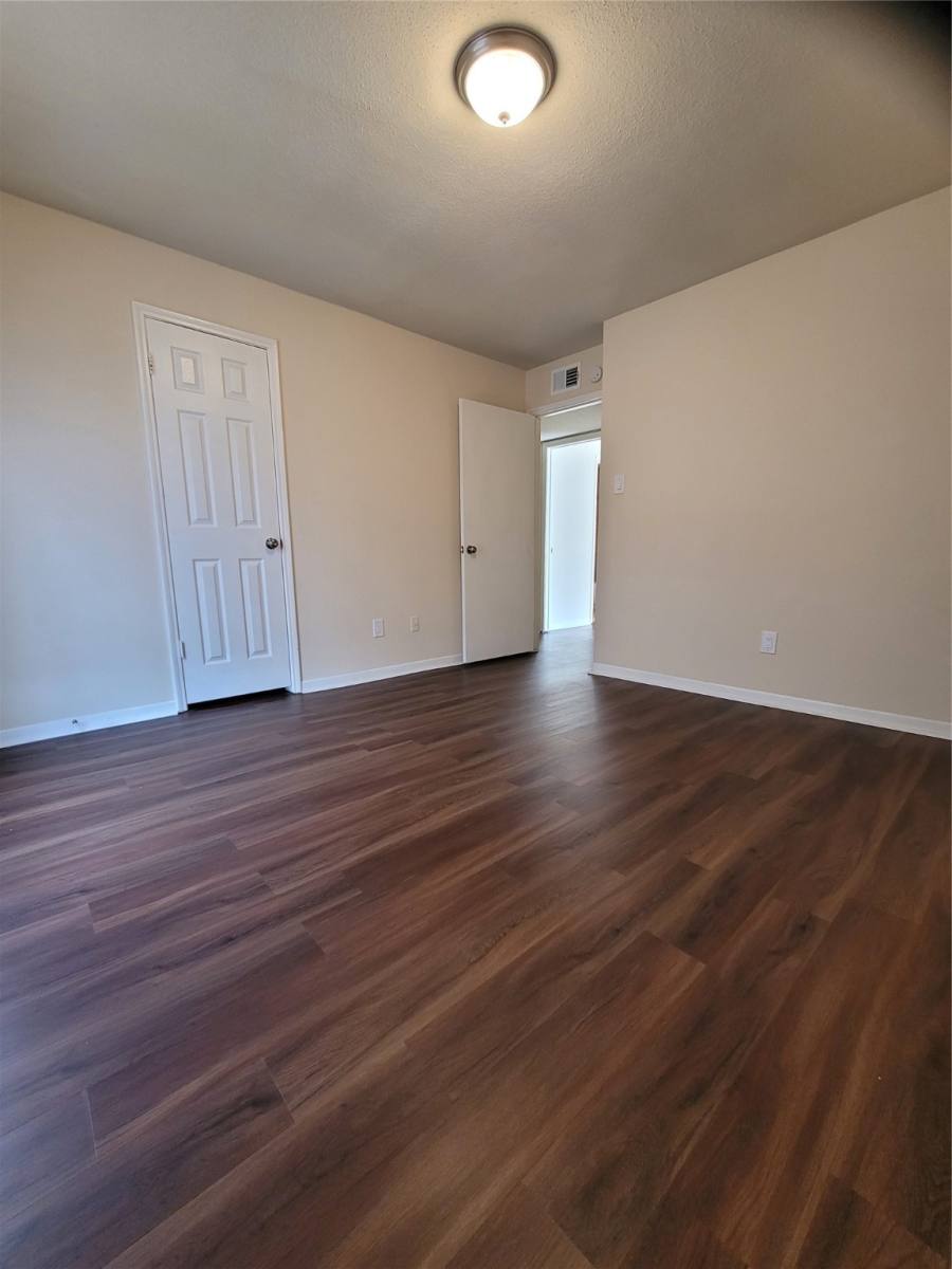 Condo for rent at 9350 Country Creek St #81, Houston, TX 77036