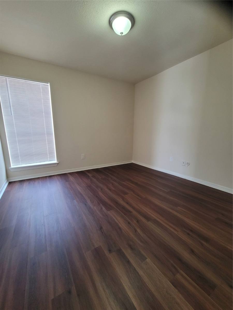 Condo for rent at 9350 Country Creek St #81, Houston, TX 77036