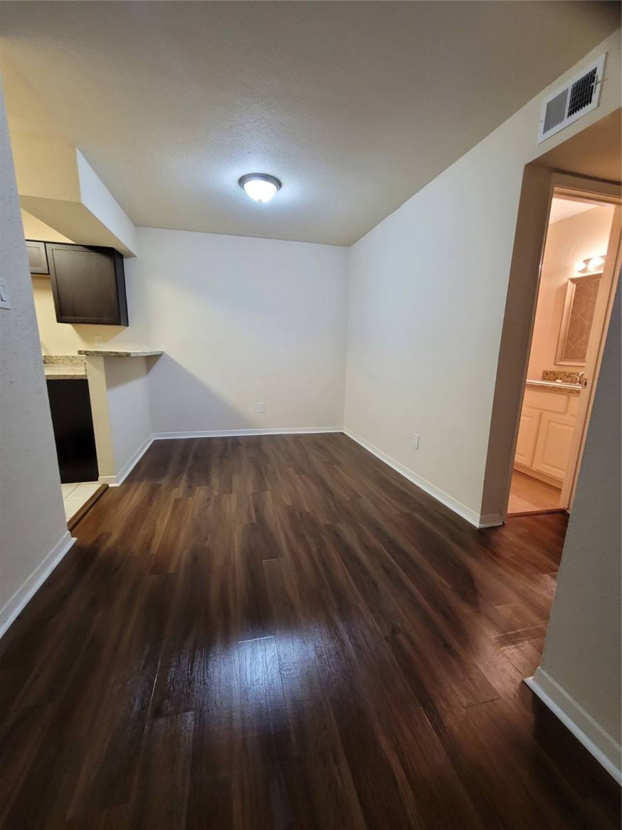 Condo for rent at 9350 Country Creek St #81, Houston, TX 77036