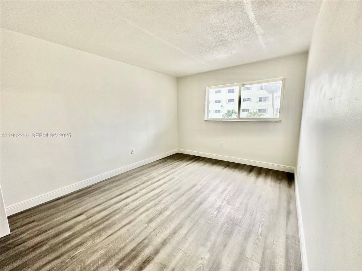 Apartment for rent at 13455 NE 6th Ave #210, Miami, FL 33161