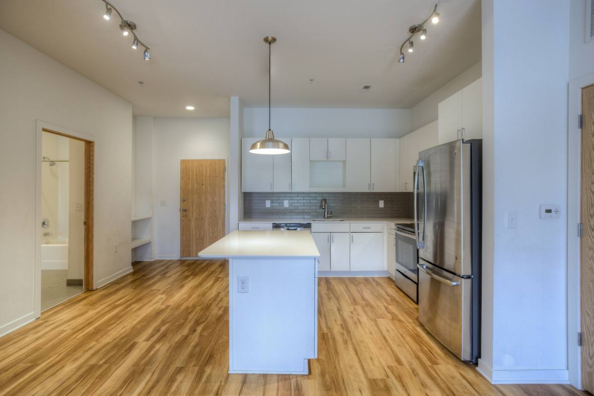 Apartment for rent at 401 S 41st St, Omaha, NE 68131