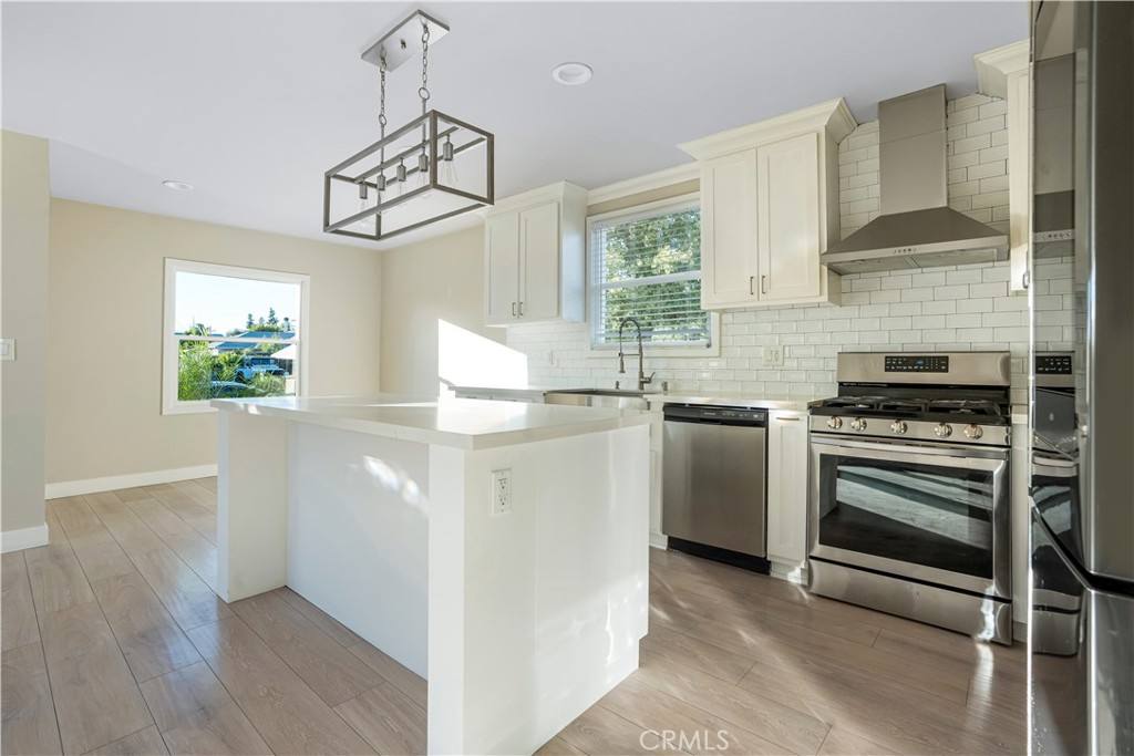 Apartment for rent at 8466 Quartz Ave, Winnetka, CA 91306