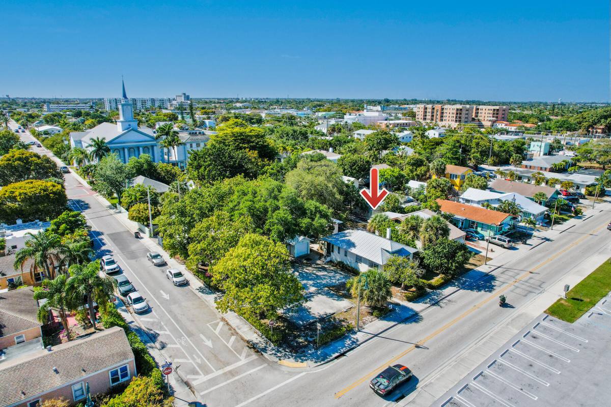 Apartment for rent at 131 S Federal Highway 131-4, Lake Worth Beach, FL 33460