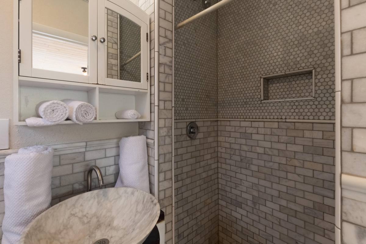 Apartment for rent at 131 S Federal Highway 131-4, Lake Worth Beach, FL 33460