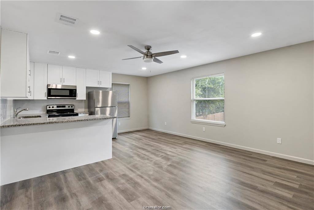 Apartment for rent at 1504 Alpine Circle #1504B, College Station, TX 77840