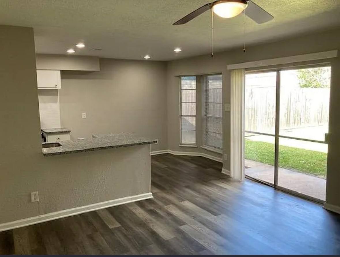 Apartment for rent at 4015 Marchant Rd, Houston, TX 77047