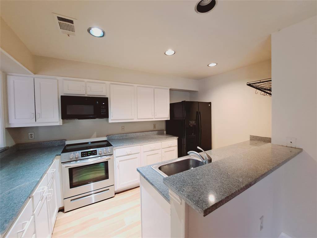 Apartment for rent at 2954 Allister St, Dallas, TX 75229