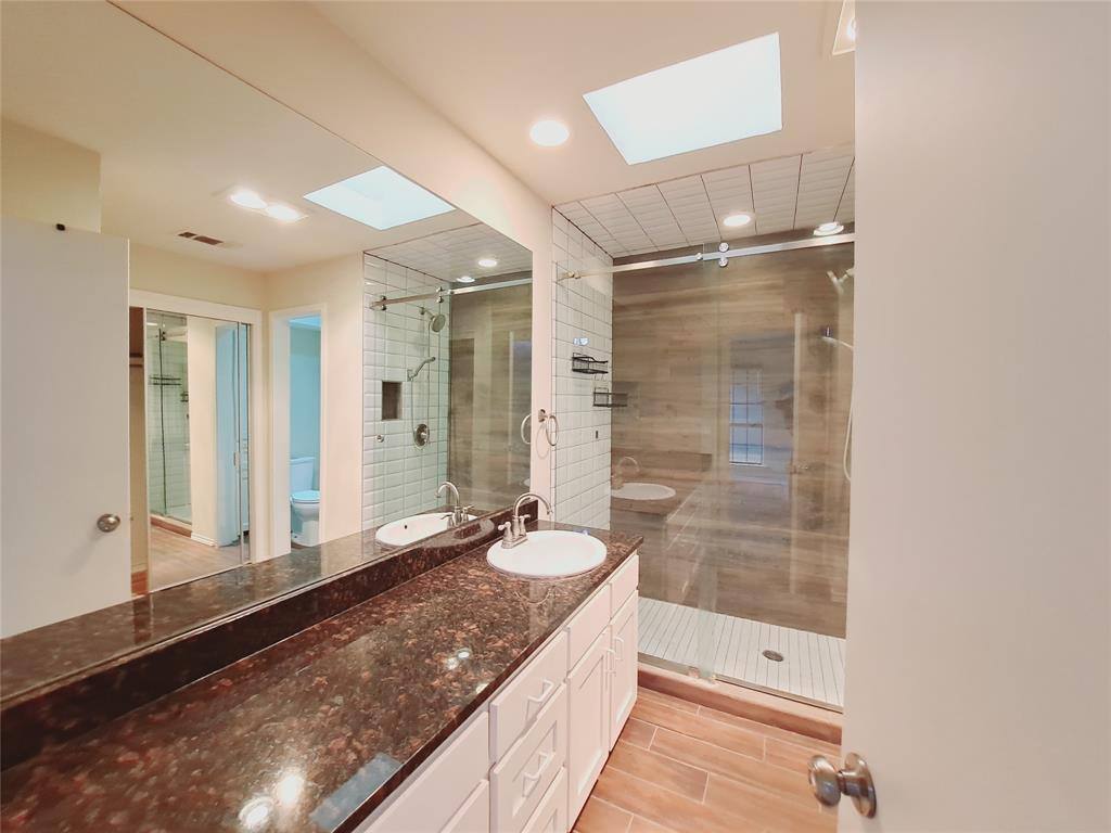 Apartment for rent at 2954 Allister St, Dallas, TX 75229