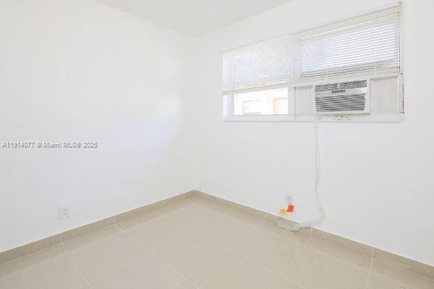 Apartment for rent at 309 Phippen Waiters Rd #309-1, Dania, FL 33004