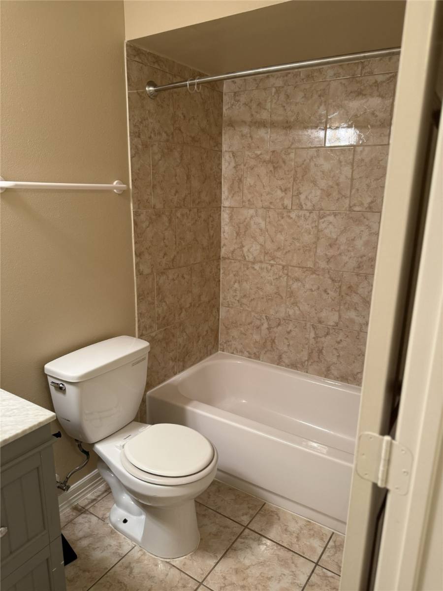 Apartment for rent at 712 Memorial Mews St #712C, Houston, TX 77079