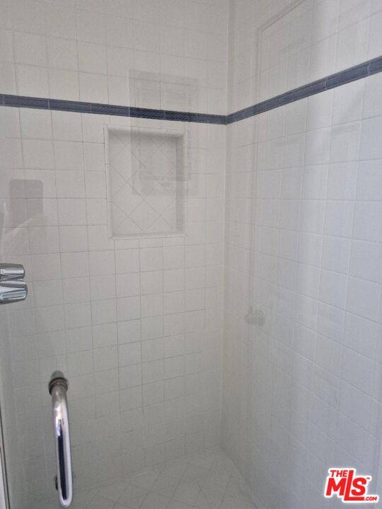 Apartment for rent at 8573 1 4 Holloway Dr #857385511, West Hollywood, CA 90069