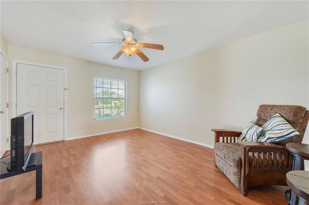 Apartment for rent at 1114 Cottage Grove Circle, Bryan, TX 77801