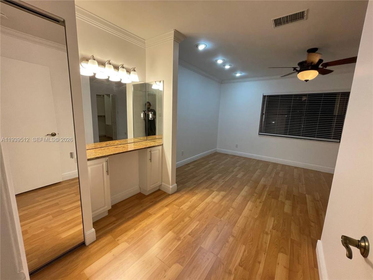 Townhouse for rent at 10925 SW 113th Place #1092572B, Miami, FL 33176
