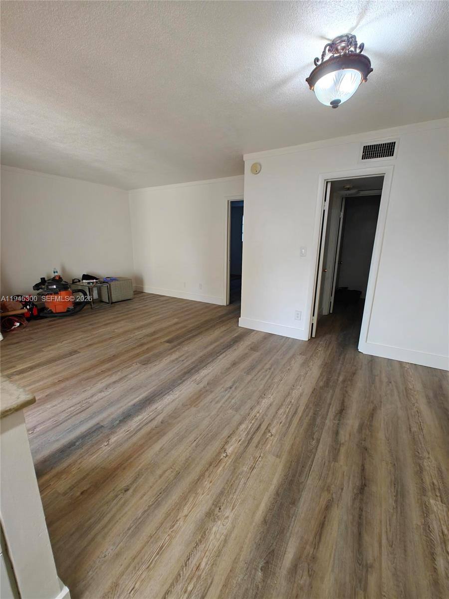 Condo for rent at 421 NE 1st St #114, Hallandale, FL 33009