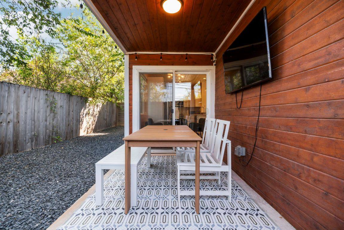 Apartment for rent at 1148 Webberville Rd #6, Austin, TX 78721