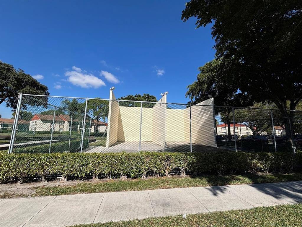 Apartment for rent at 4962 Sable Pine Circle #4962A2, West Palm Beach, FL 33417