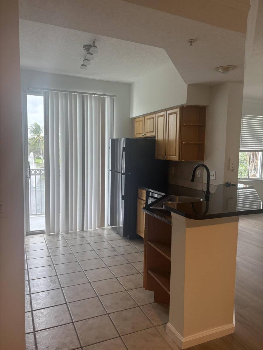 Townhouse for rent at 2026 Alta Meadows Lane #909, Delray Beach, FL 33444