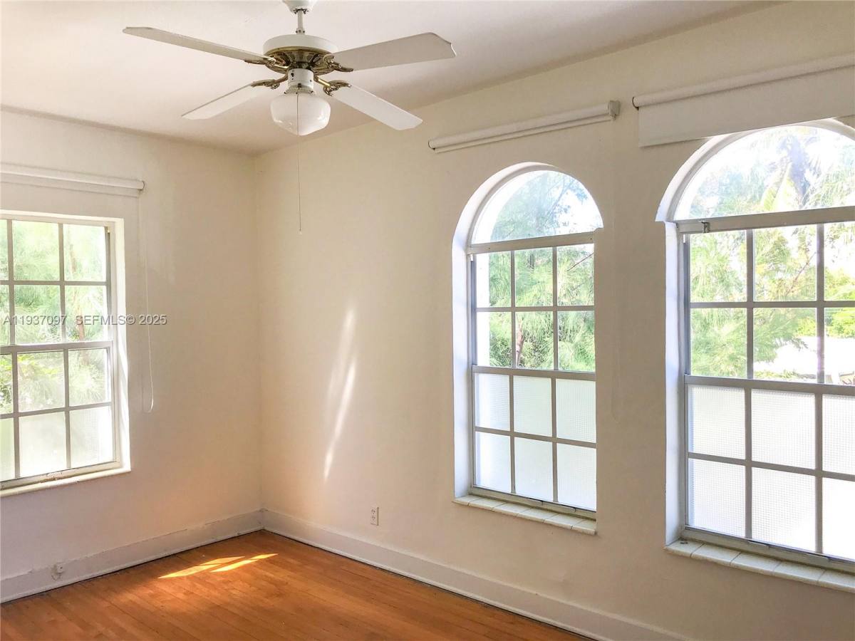 Apartment for rent at 700 W 51st St #700-5, Miami Beach, FL 33140