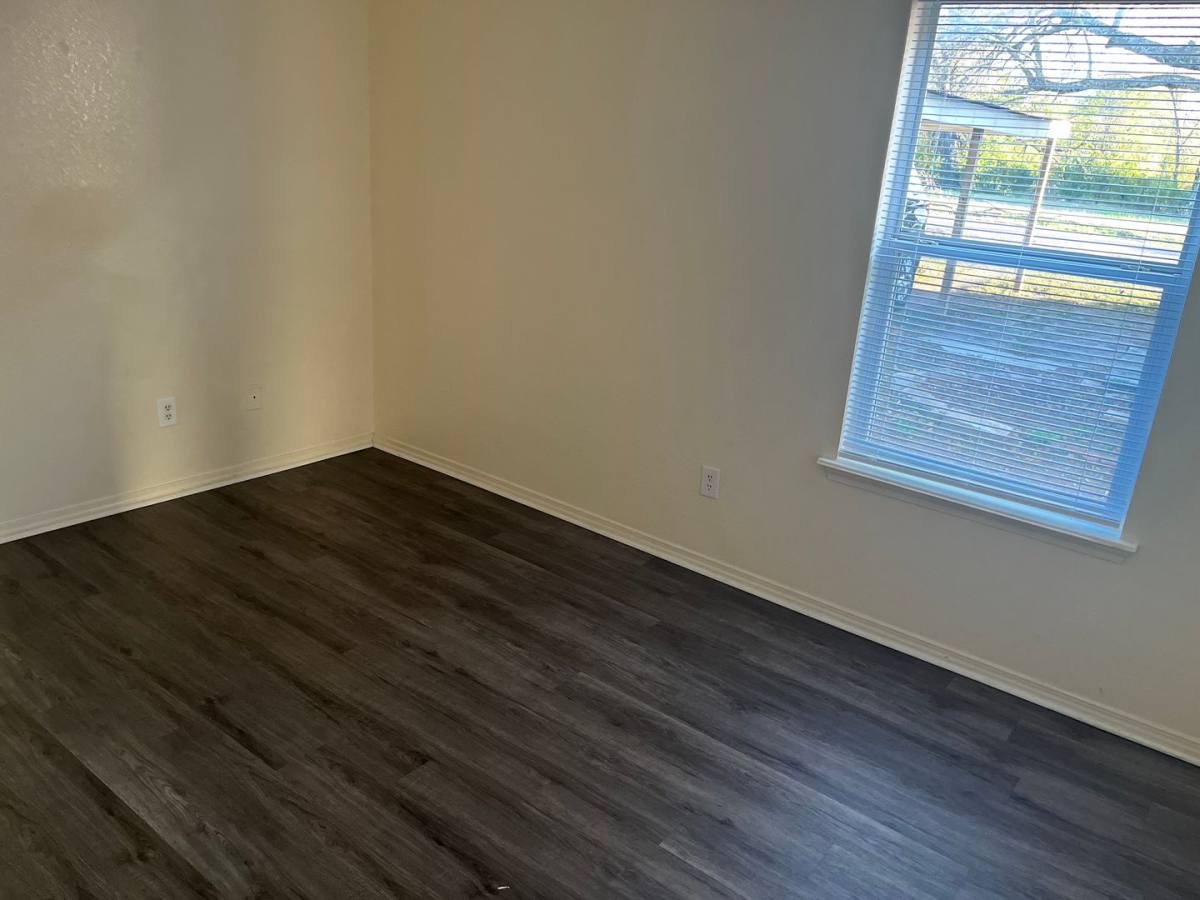 Apartment for rent at 1206 Fort St, Barling, AR 72923