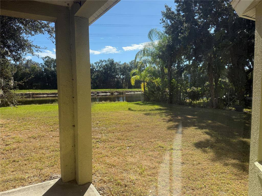 Apartment for rent at 6509 Bridgecrest Dr, Lithia, FL 33547