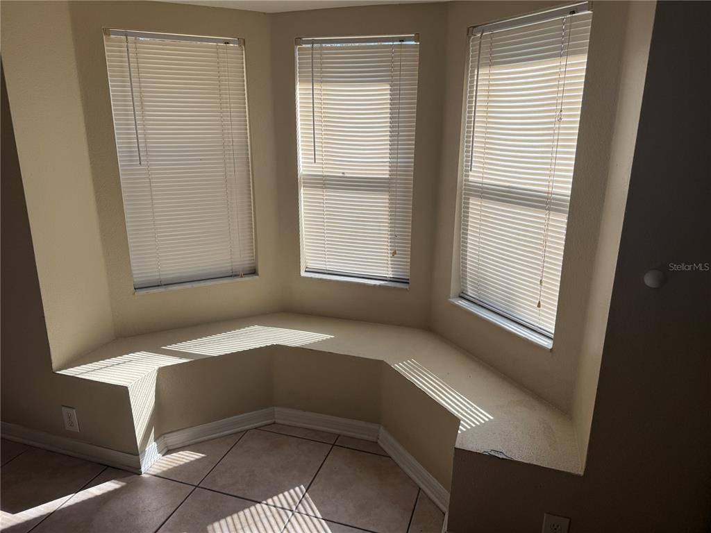 Apartment for rent at 6509 Bridgecrest Dr, Lithia, FL 33547