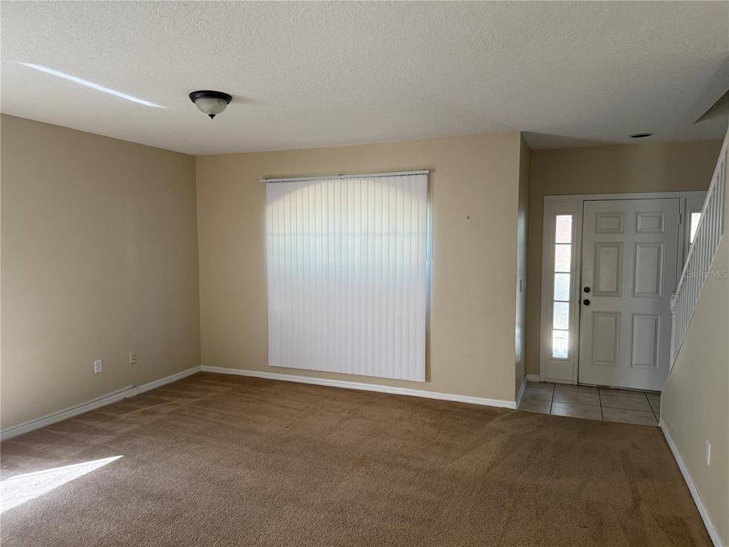 Apartment for rent at 6509 Bridgecrest Dr, Lithia, FL 33547
