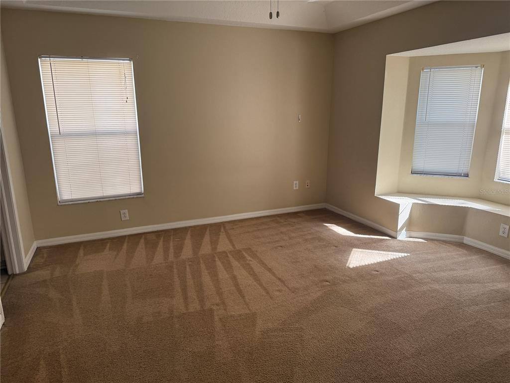 Apartment for rent at 6509 Bridgecrest Dr, Lithia, FL 33547