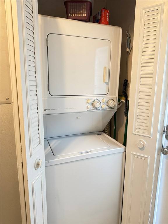 Apartment for rent at 900 Jasmine Lane #9006B, Vero Beach, FL 32963
