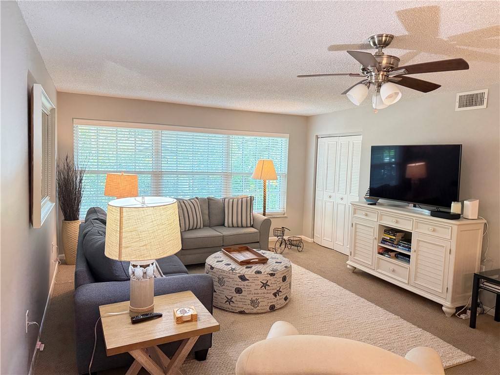 Apartment for rent at 900 Jasmine Lane #9006B, Vero Beach, FL 32963