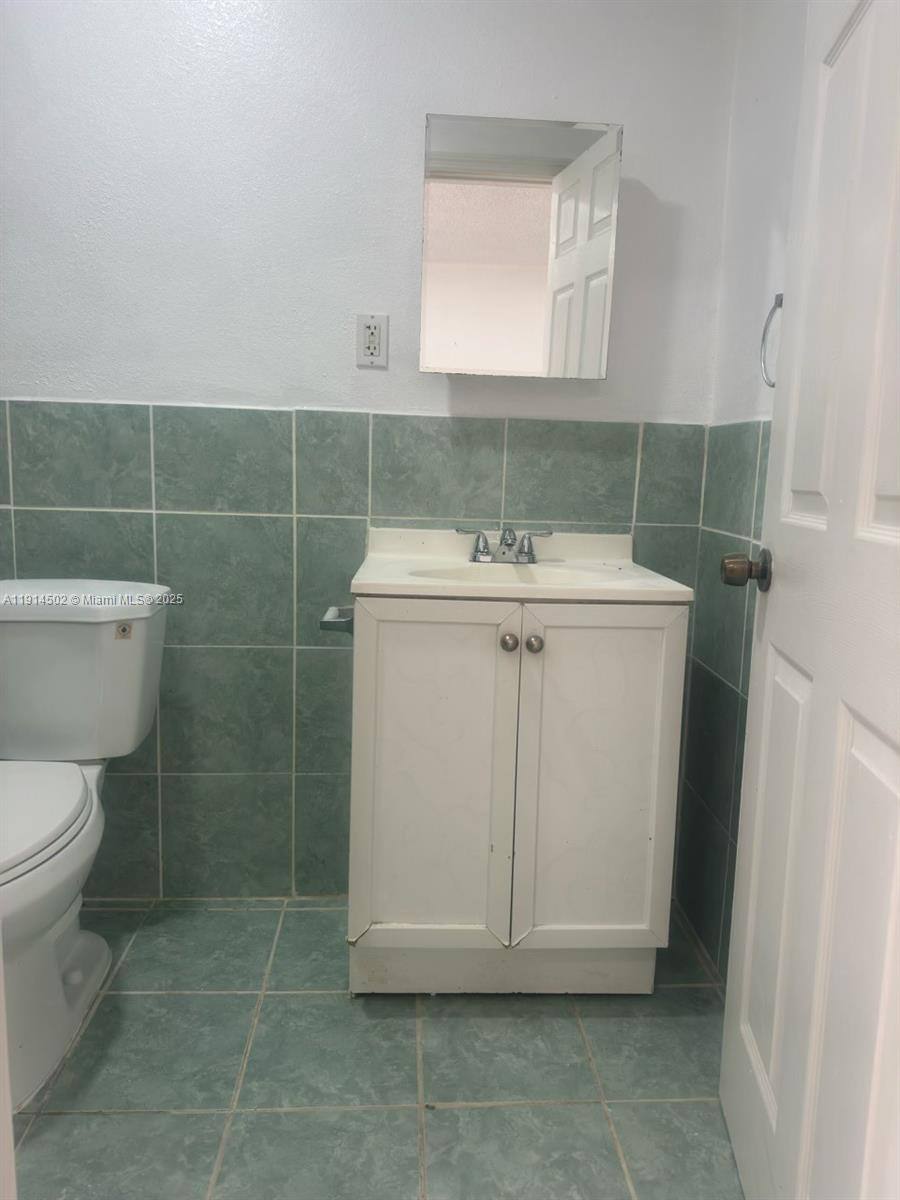 Apartment for rent at 12539 SW 259th St #12539B, Homestead, FL 33032
